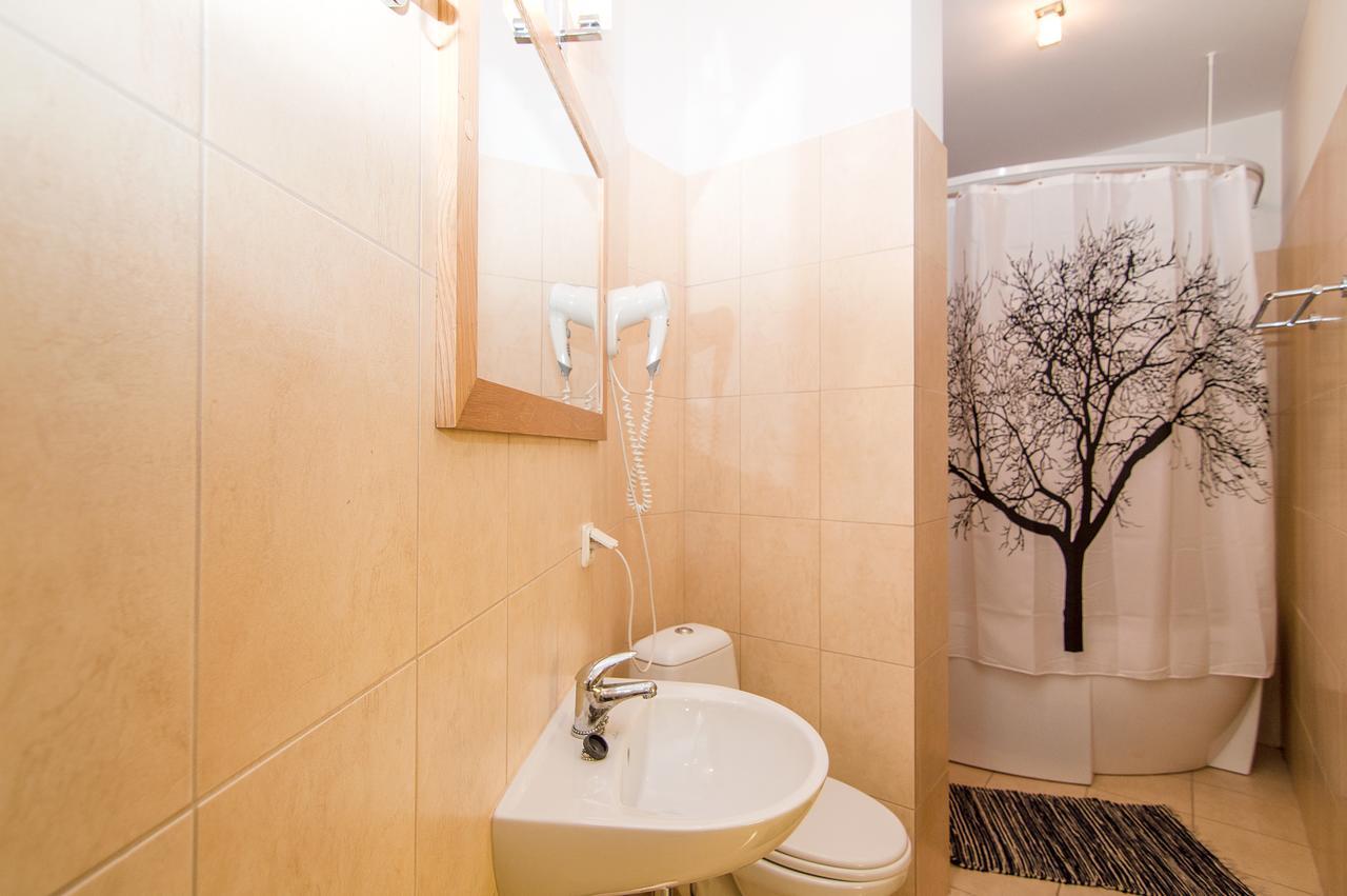 Helmi Hotel Ainaži Esterno foto
